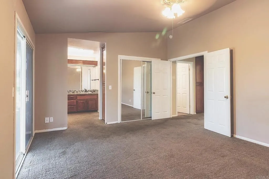 https://cdn.realtyfeed.com/cdn/127/306500981/ec65ee22c57a1fc2564a8c3102e9ebaf.webp