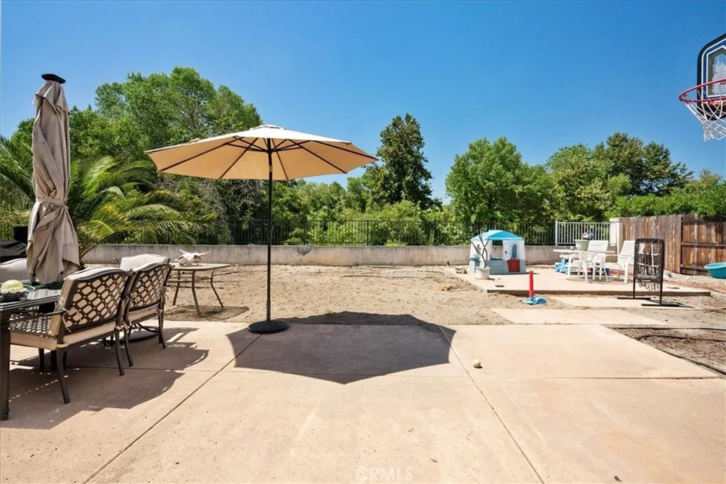 https://cdn.realtyfeed.com/cdn/127/306500986/553aa5f9cd52b51374504b3123ced11b.webp