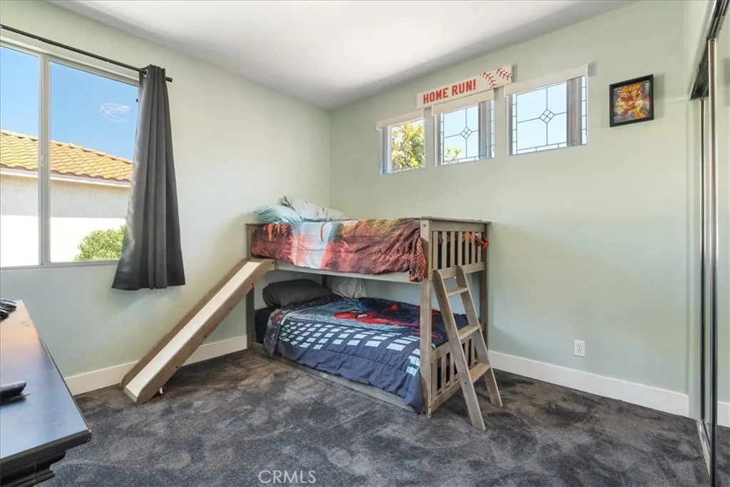 https://cdn.realtyfeed.com/cdn/127/306500986/ad60b1032747df4d6a16871bff47dd79.webp