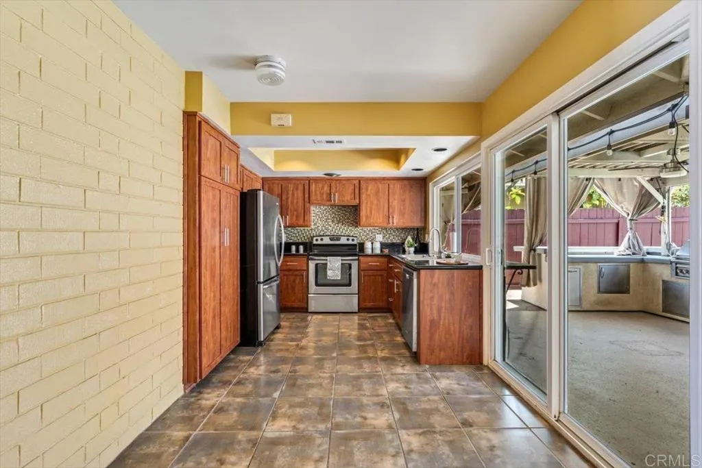 https://cdn.realtyfeed.com/cdn/127/306501018/1bccd5ad121b90c3be3e8a7d8c5b1ae8.webp