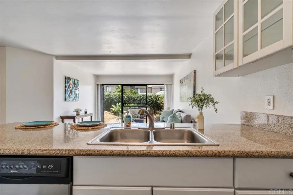 Photo #6: PTP2505598 Listing 