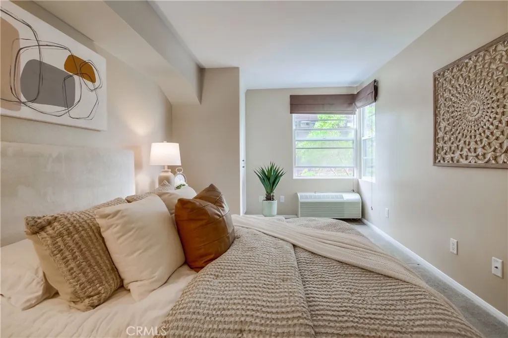 https://cdn.realtyfeed.com/cdn/127/306501027/7bf46feb1ad11dbc7f6646d00cc9d11e.webp
