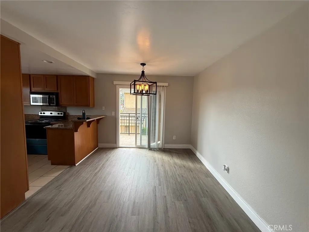 https://cdn.realtyfeed.com/cdn/127/306501035/71c07ce2fc56ebcb849b8d07934aaf28.webp