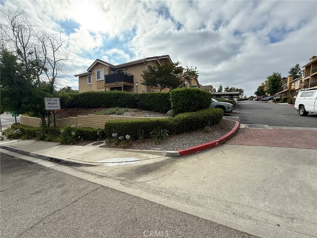 https://cdn.realtyfeed.com/cdn/127/306501035/d41f4485438c91c3abbbadad22ca8d77.webp