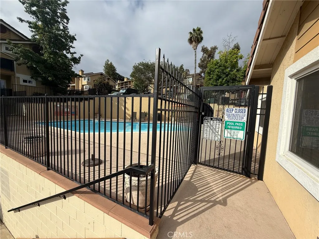 Photo #4: IV25165818 Listing 