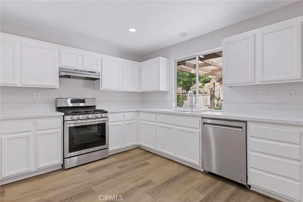 https://cdn.realtyfeed.com/cdn/127/306501079/c891ed5ad8d6dd81006bde2fbfa6aa5e.webp