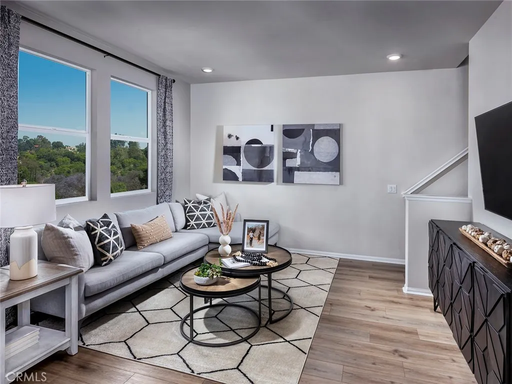 Photo #7: OC25163015 Listing: Photo #7