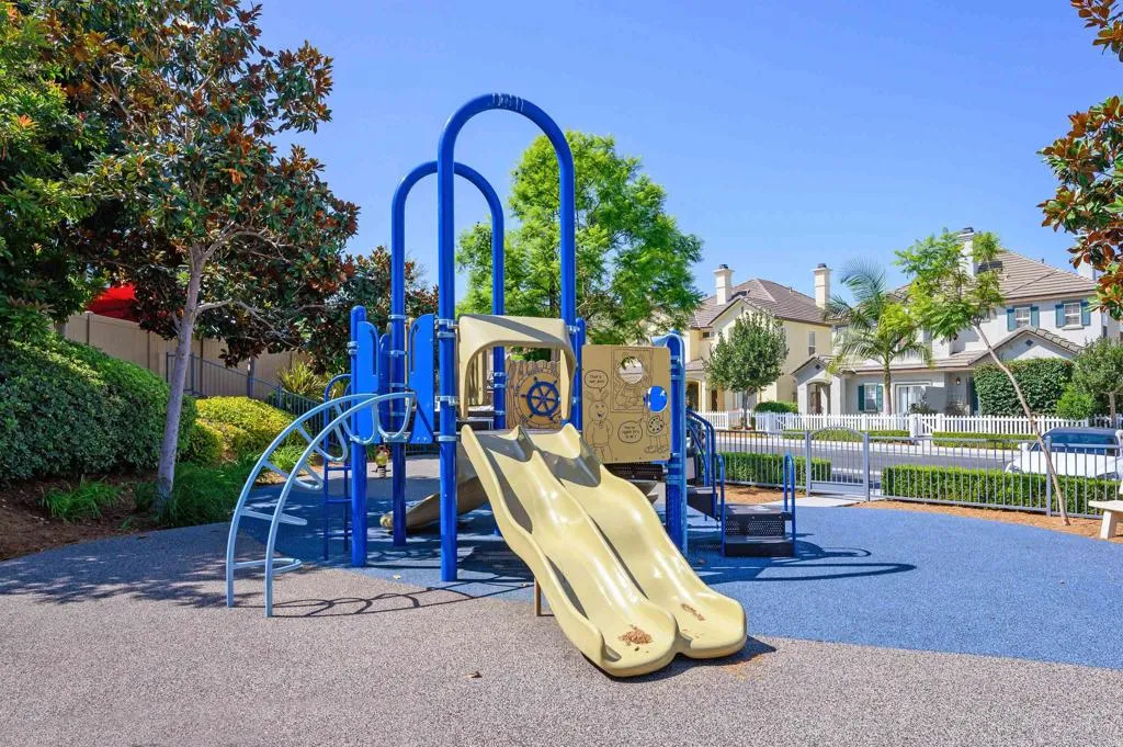 Photo #6: PTP2505603 Listing 