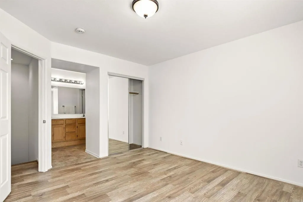 https://cdn.realtyfeed.com/cdn/127/306501143/e31dfd70de3e164ccbeddfa1e62b65fb.webp