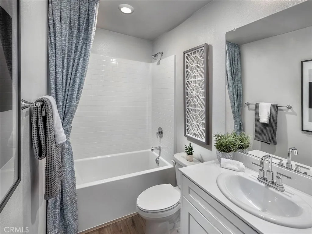 Photo #8: OC25163014 Listing: Photo #8