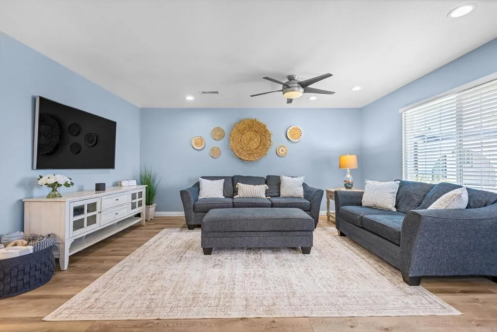 https://cdn.realtyfeed.com/cdn/127/306501200/a3dafcc2975ed4ba4e665f37ab2365cb.webp