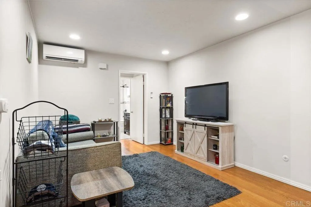 Photo #7: PTP2505615 Listing: Photo #7