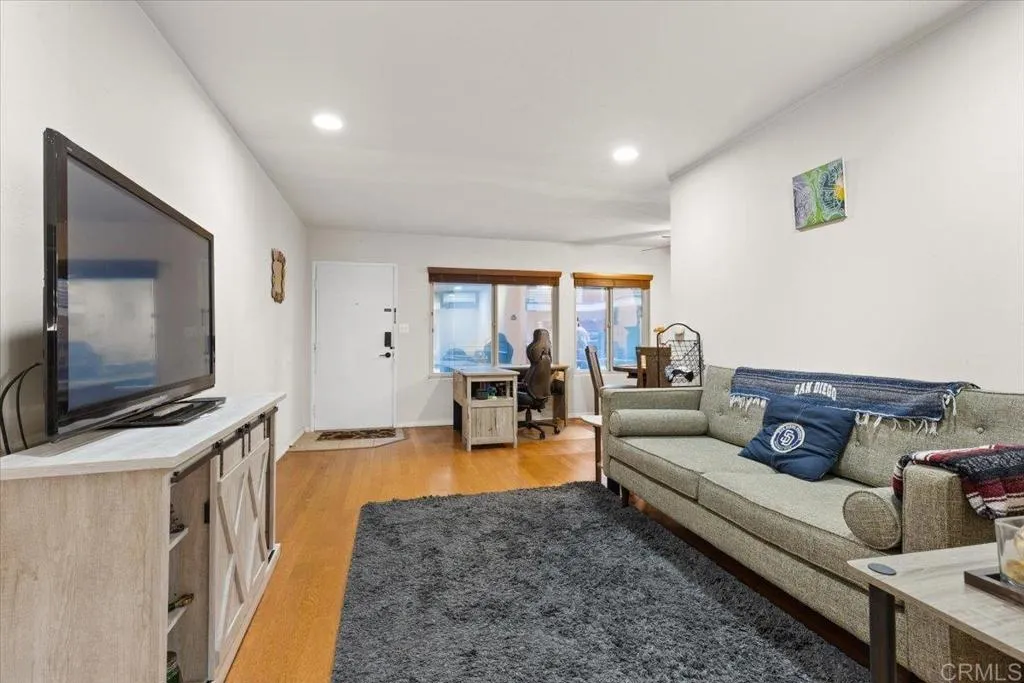 Photo #9: PTP2505615 Listing: Photo #9