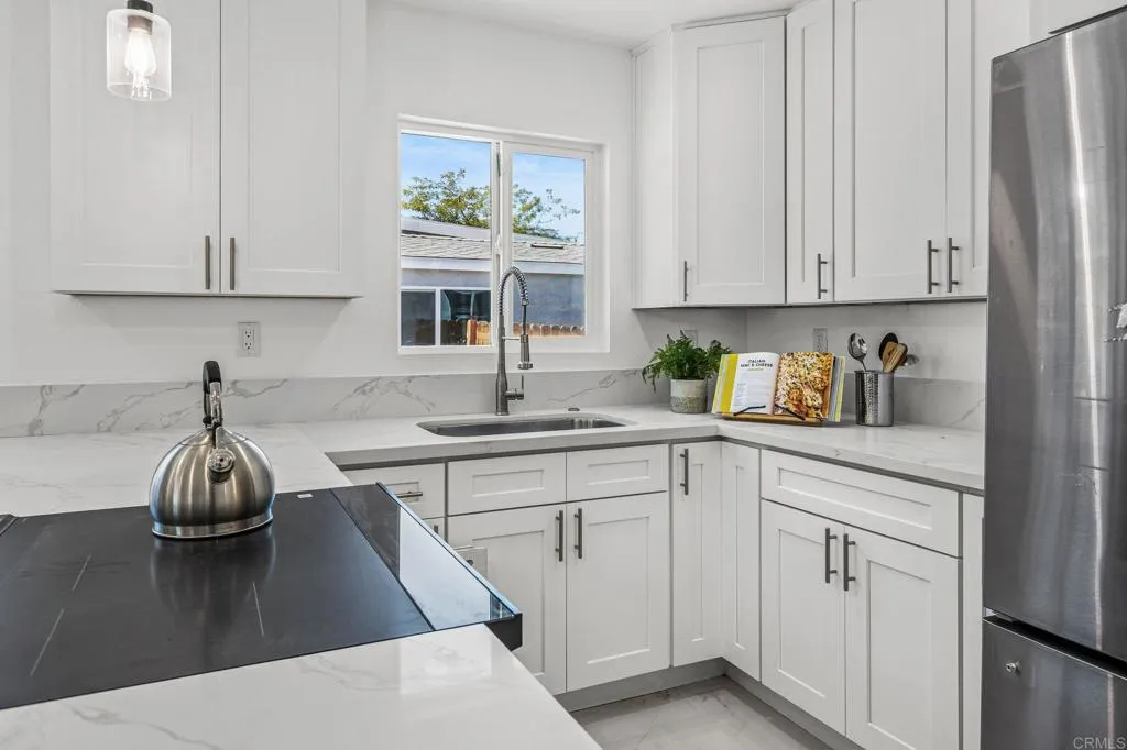 https://cdn.realtyfeed.com/cdn/127/306501389/05200d57f27921f24b7c63579471b8c7.webp