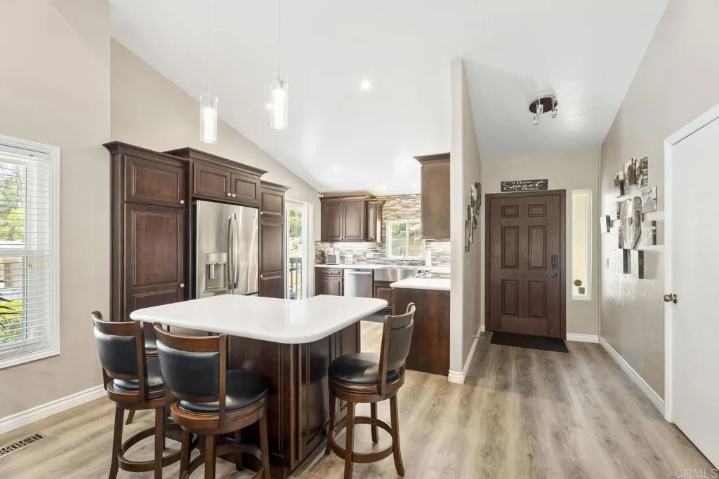 https://cdn.realtyfeed.com/cdn/127/306501390/71bacba1a14aa14bc7ce2340c0b5adf9.webp