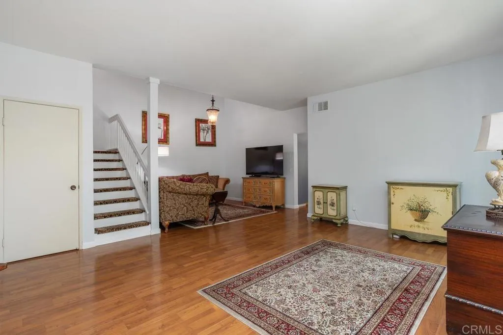 Photo #3: NDP2507292 Listing 