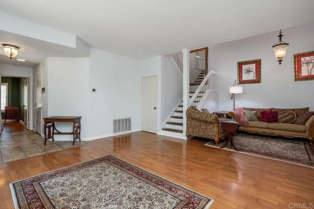 Photo #5: NDP2507292 Listing 