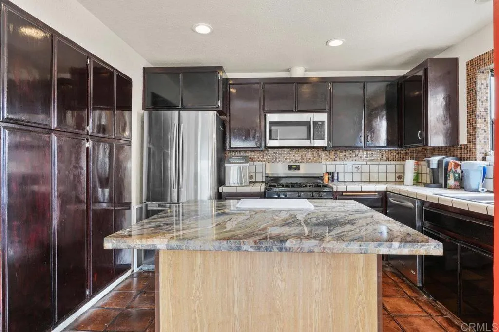 Photo #7: PTP2505623 Listing: Photo #7