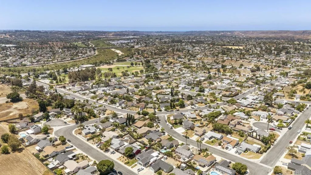 https://cdn.realtyfeed.com/cdn/127/306501471/93841438b8de331ca06a9d06b8d3e042.webp
