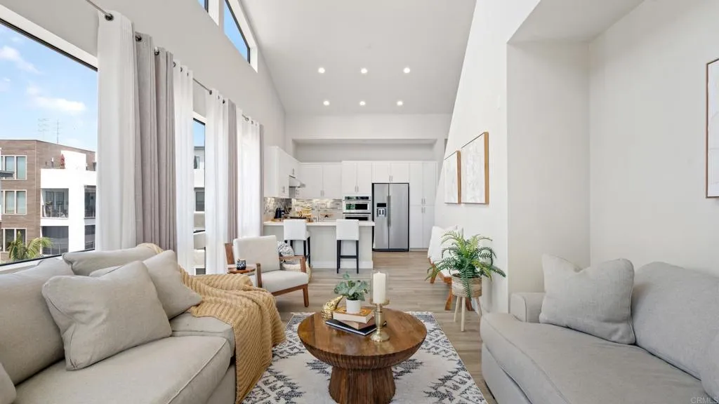 MLS: NDP2507297 Condo For Sale