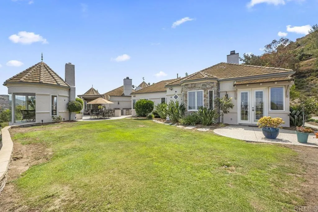 https://cdn.realtyfeed.com/cdn/127/306501491/10404e24c833a4f88f1aa991a3b389e0.webp