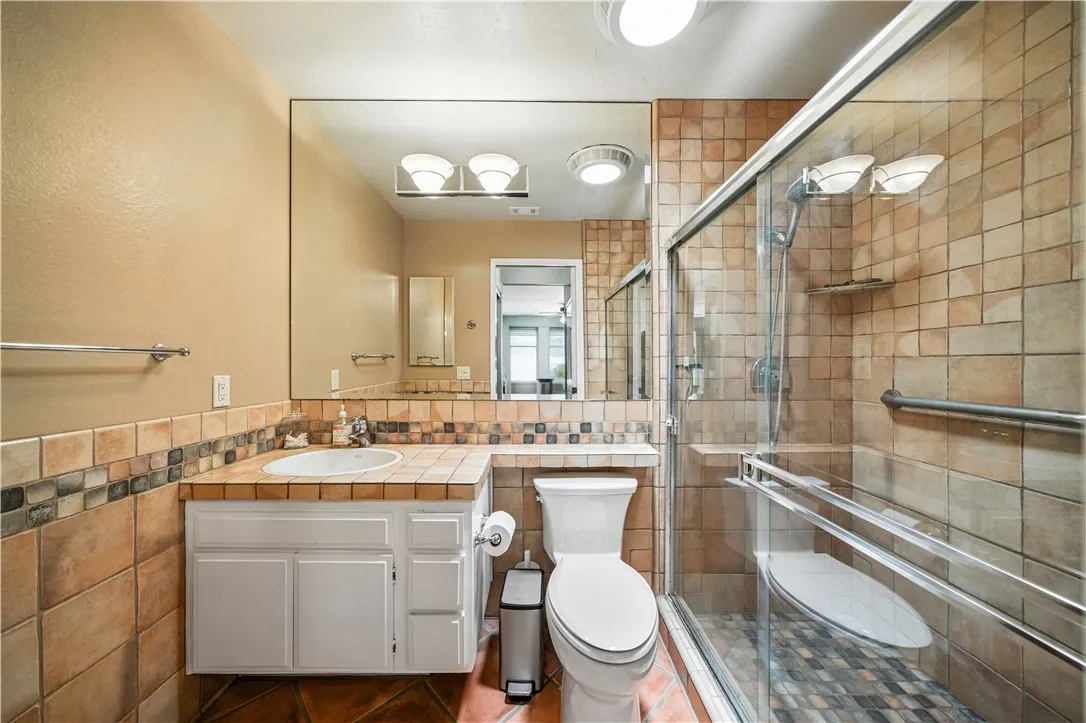 Photo #28: SW25164781 Listing: Photo #28