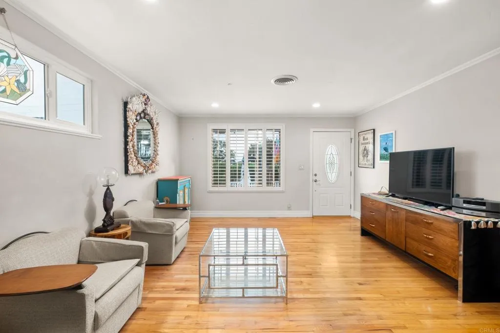 https://cdn.realtyfeed.com/cdn/127/306501672/a4290acb0442eb1ff01d4c27601b20f0.webp