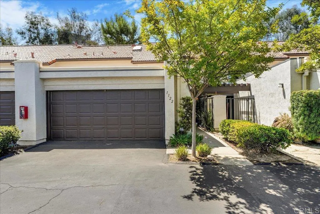 Photo #3: PTP2505629 Listing 
