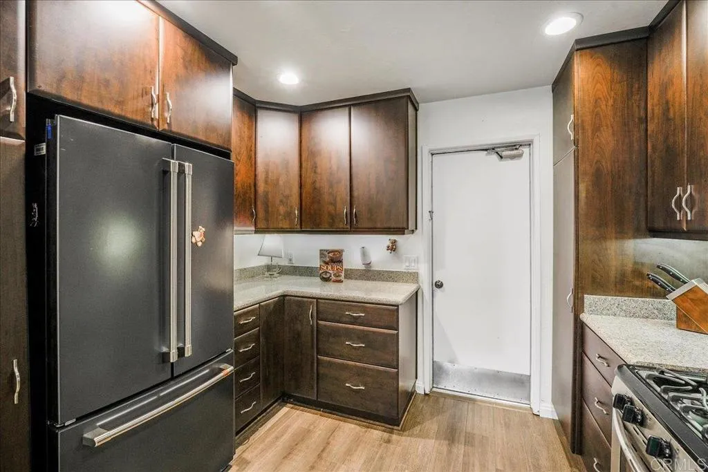 Photo #12: PTP2505629 Listing: Photo #12