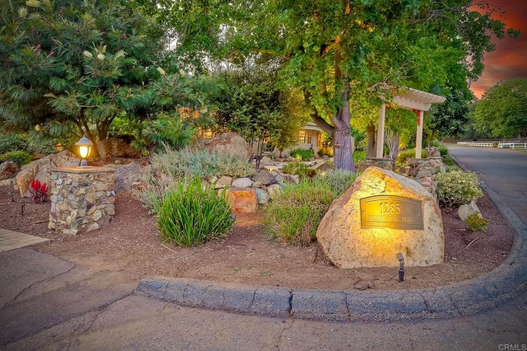https://cdn.realtyfeed.com/cdn/127/306501804/a648e3f7f791ba6f24a1ad6721807b8e.webp