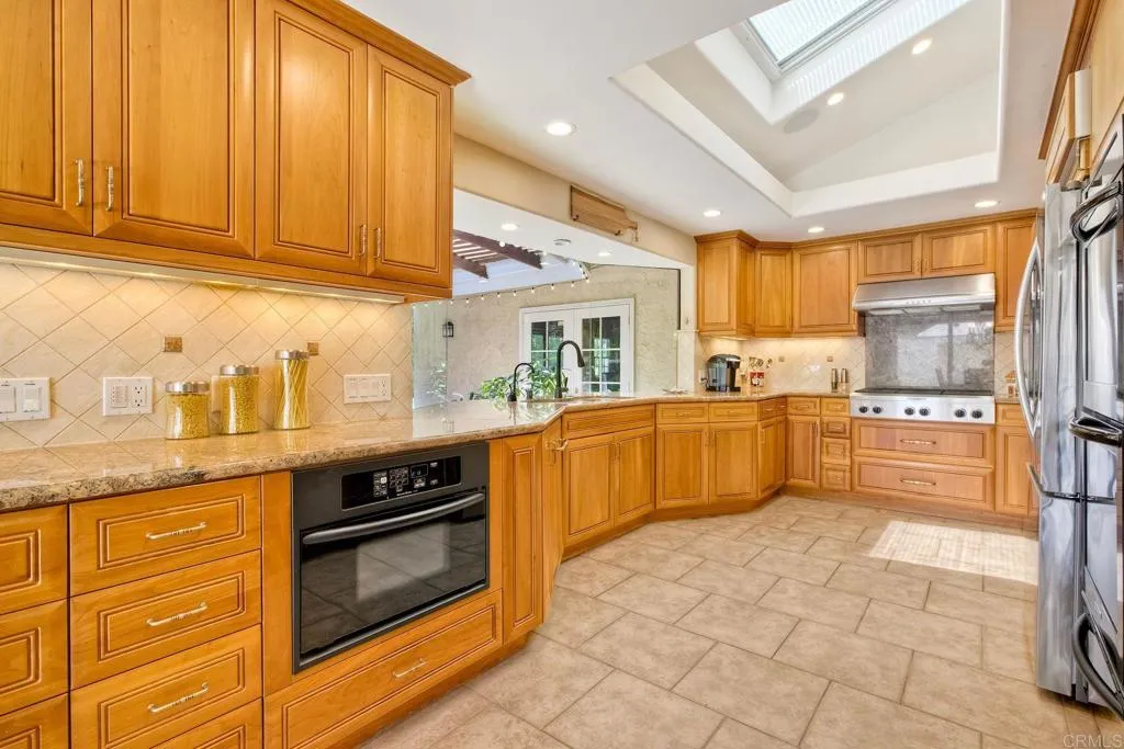 https://cdn.realtyfeed.com/cdn/127/306501804/b5770c43b5972d29f20cce89b195f965.webp