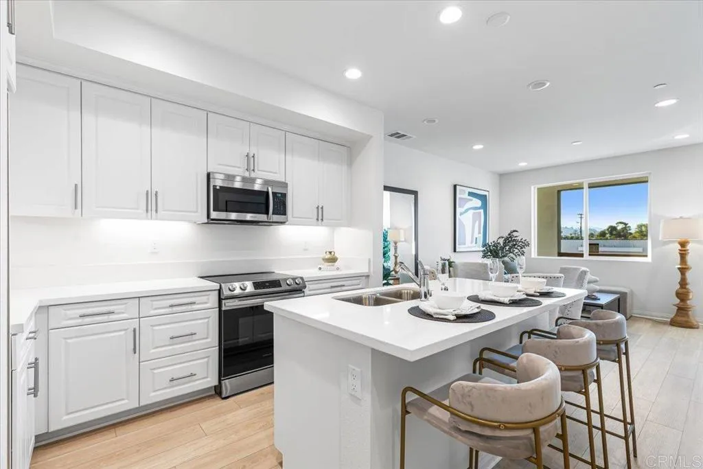 Photo #11: PTP2505634 Listing: Photo #11