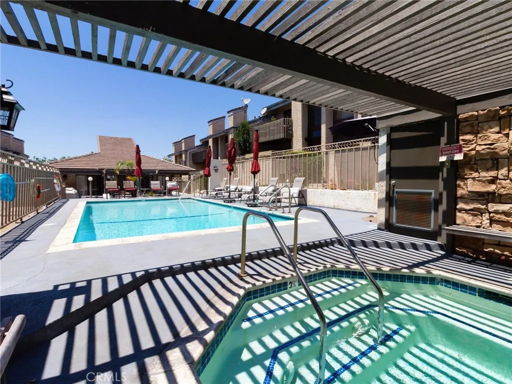 2298 Rose Avenue Unit 110, Signal Hill, CA 90755 - Photo 2 of 34, Signal Hill, CA