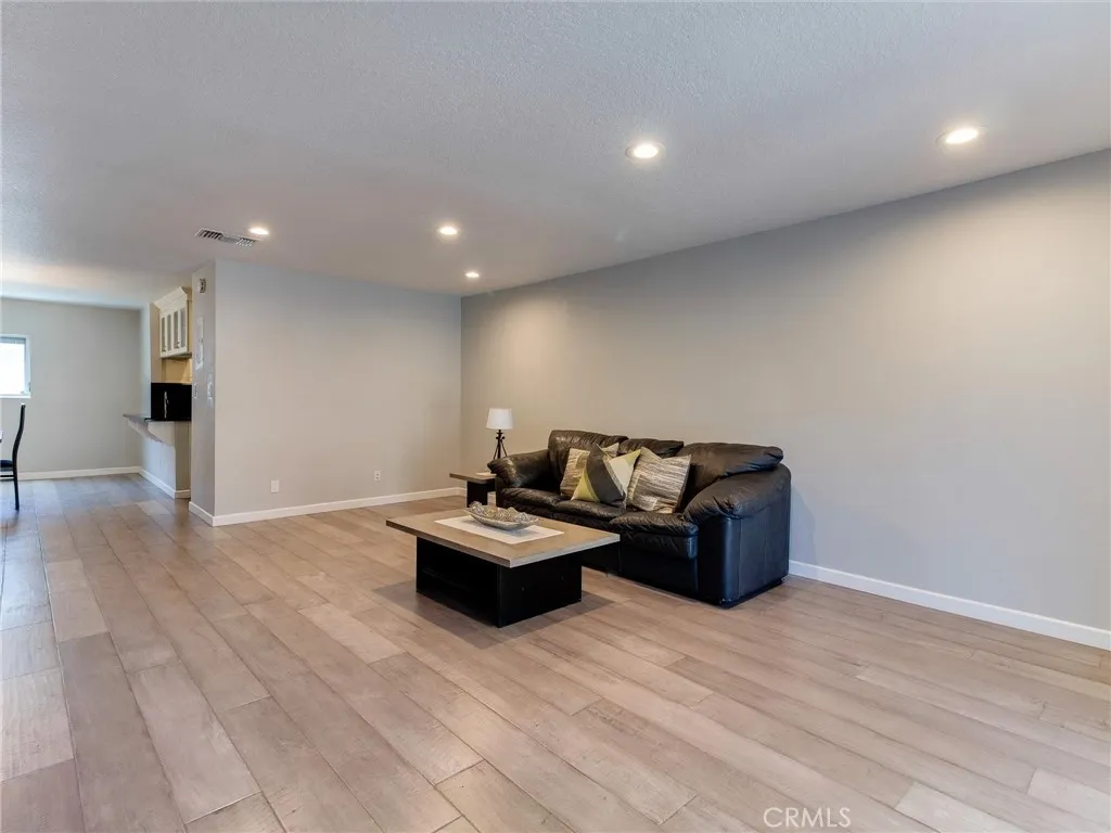 2298 Rose Avenue Unit 110, Signal Hill, CA 90755 - Photo 5 of 34, Signal Hill, CA