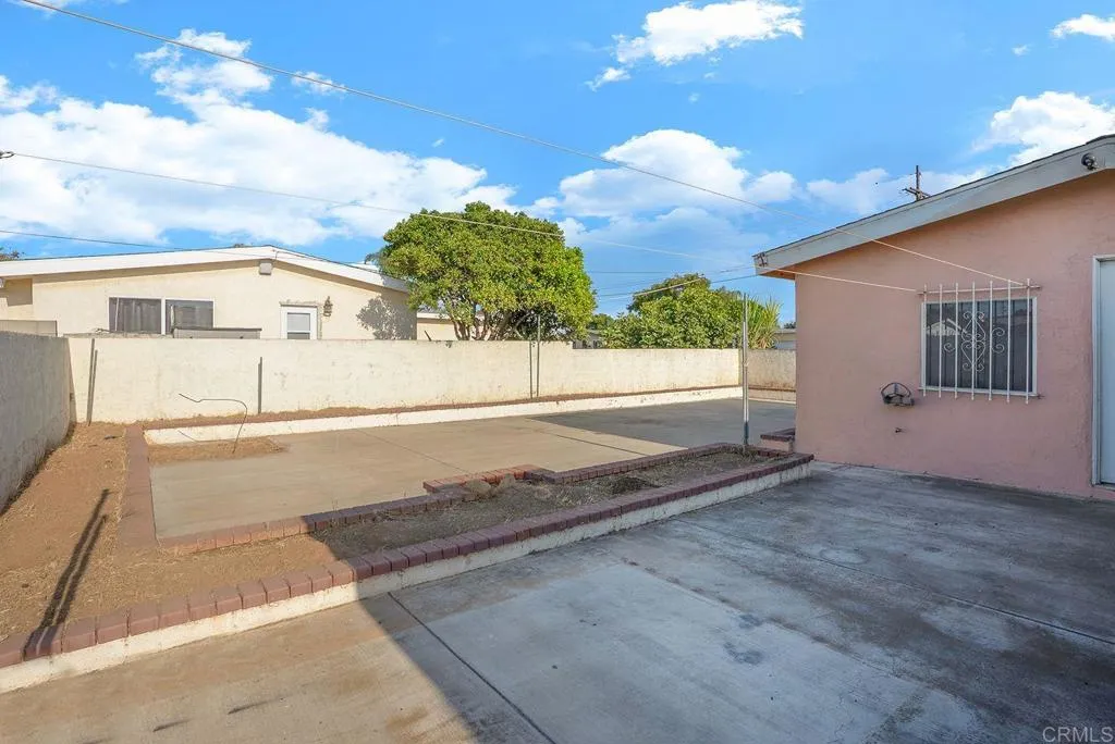 https://cdn.realtyfeed.com/cdn/127/306502071/45afe84a2450ef593985ed3ade8663a8.webp