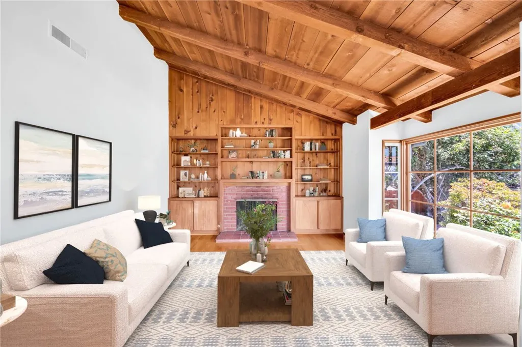 https://cdn.realtyfeed.com/cdn/127/306502119/00ede5dee0594c59f8b867892c23179f.webp