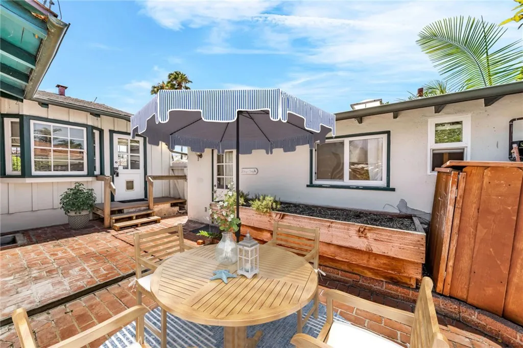 https://cdn.realtyfeed.com/cdn/127/306502119/107e11b7202cc4eb30e46d23266c6df4.webp