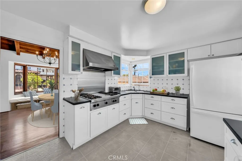 https://cdn.realtyfeed.com/cdn/127/306502119/973d1ba98ff771fb243e6a0a57972cae.webp
