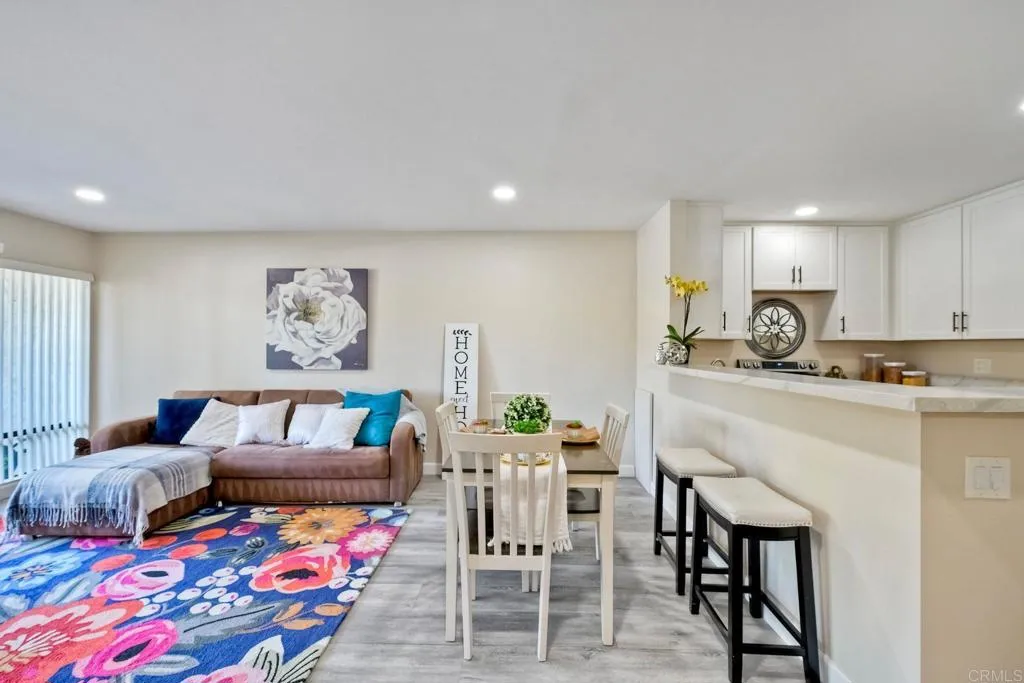 Photo #6: NDP2507324 Listing 