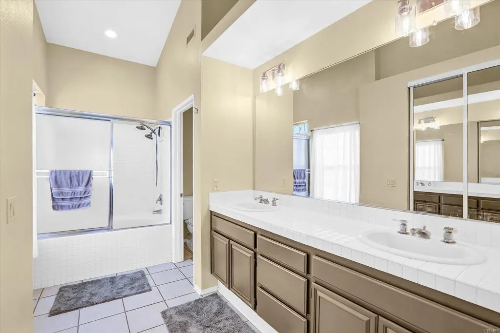 Photo #18: PTP2505641 Listing: Photo #18
