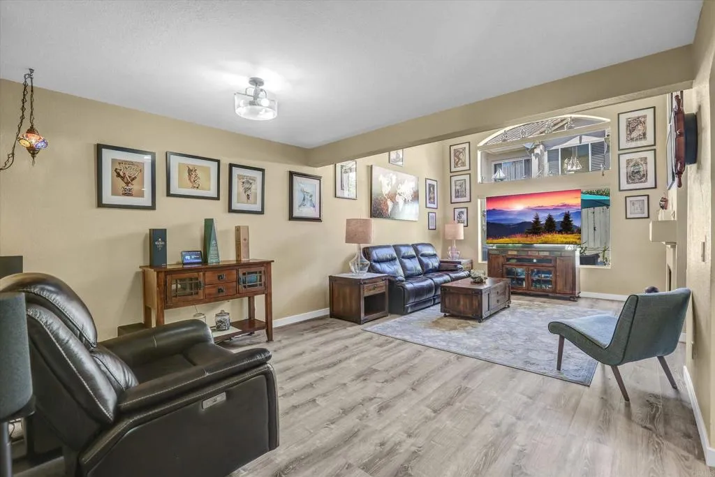 Photo #4: PTP2505641 Listing 