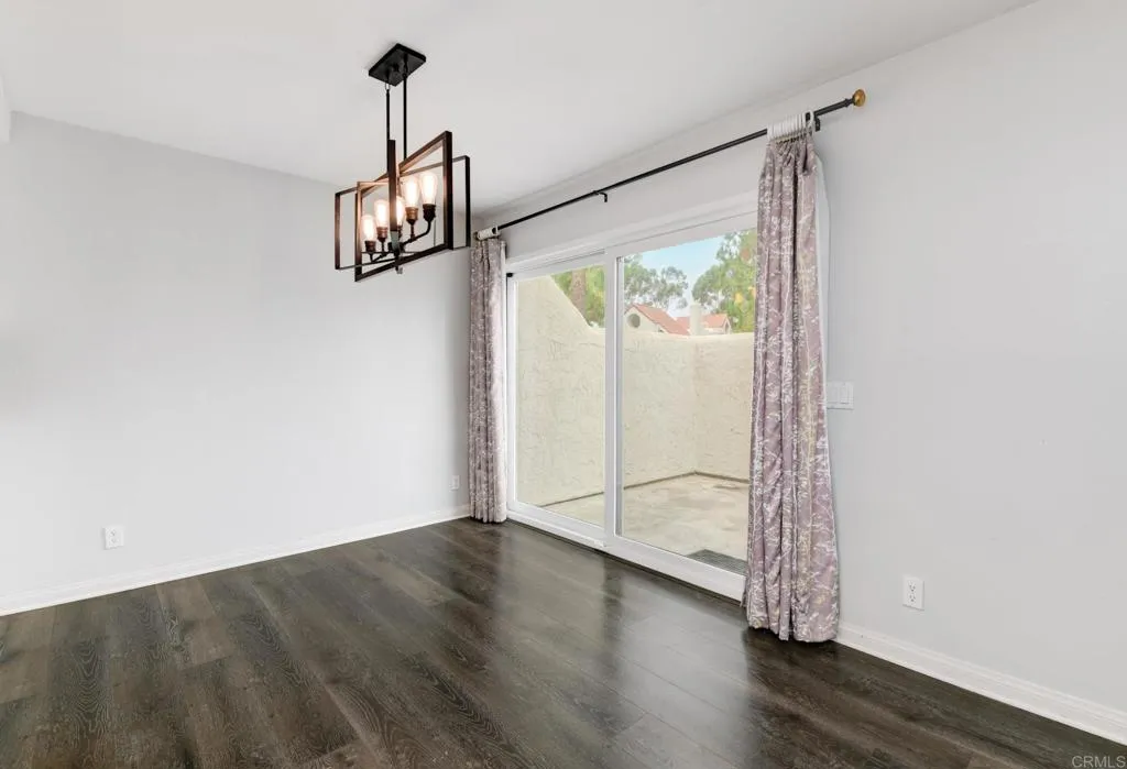 Photo #6: PTP2505644 Listing 