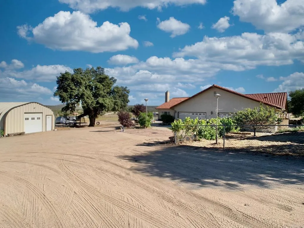 https://cdn.realtyfeed.com/cdn/127/306502234/4d7e522e5aef94917b21419e974bcca1.webp