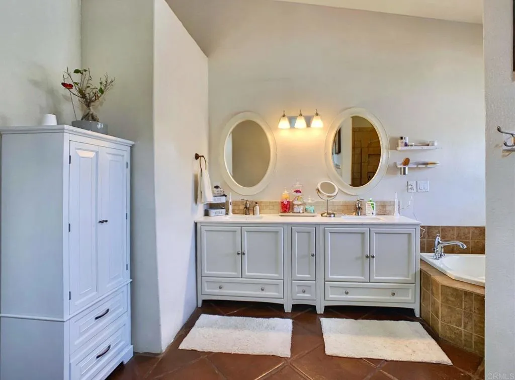 https://cdn.realtyfeed.com/cdn/127/306502234/5f965b05144e113821567f7bd38fa317.webp