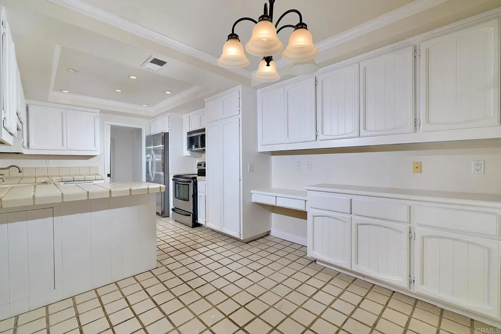 https://cdn.realtyfeed.com/cdn/127/306502308/1232c05a9659d41e18db96d0eb9b19fe.webp