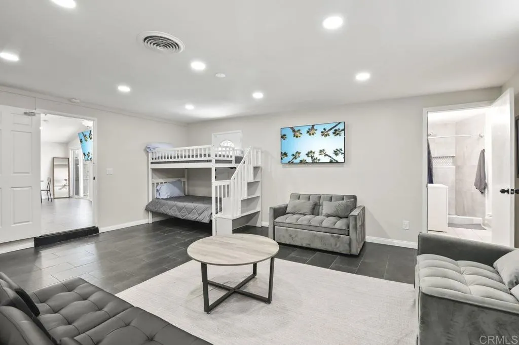 https://cdn.realtyfeed.com/cdn/127/306502361/3ad3d815cc92860e5631d70fa2799e9d.webp