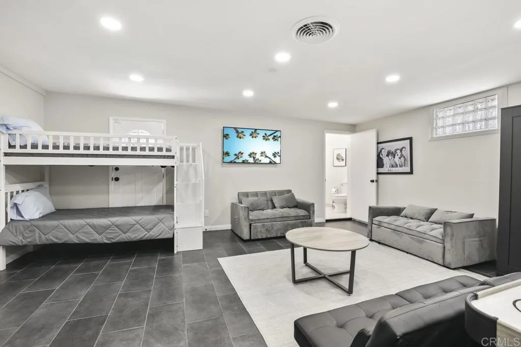 https://cdn.realtyfeed.com/cdn/127/306502361/a421e4efd37d61d7c8c1260dd937f1bb.webp