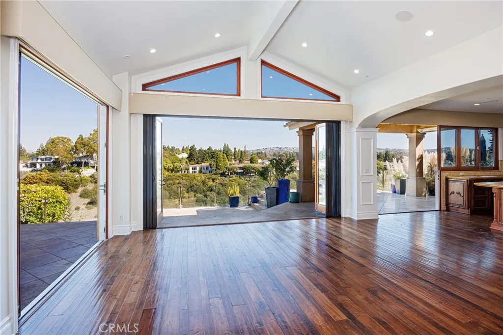 Newport Beach, CA 92660