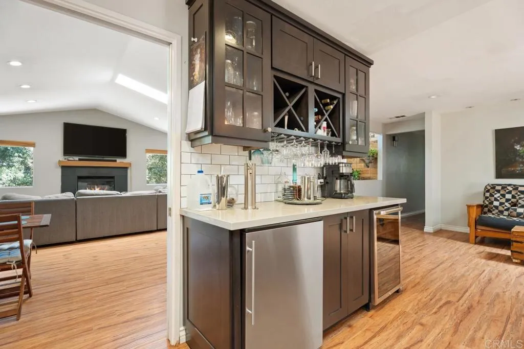 https://cdn.realtyfeed.com/cdn/127/306502412/19a2d5b57a0cf9b23032beb824d7a28b.webp