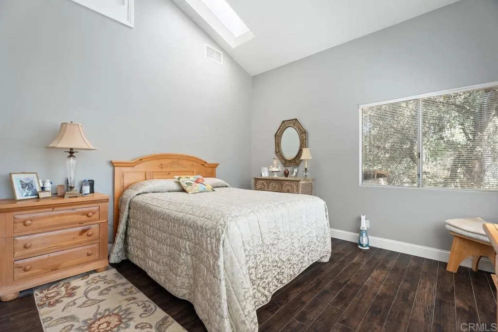 https://cdn.realtyfeed.com/cdn/127/306502412/2eeba0331f821599cea061cf935d4a07.webp